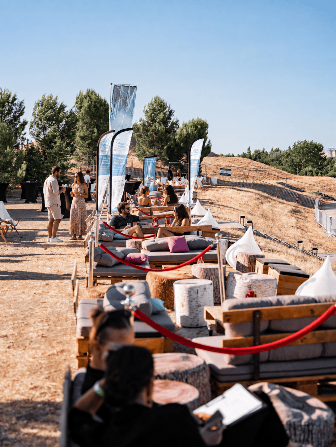 Les salons aménagés de l’espace partenaires du Green Festival 2026